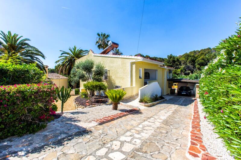 Villa til salg i Benissa, Alicante