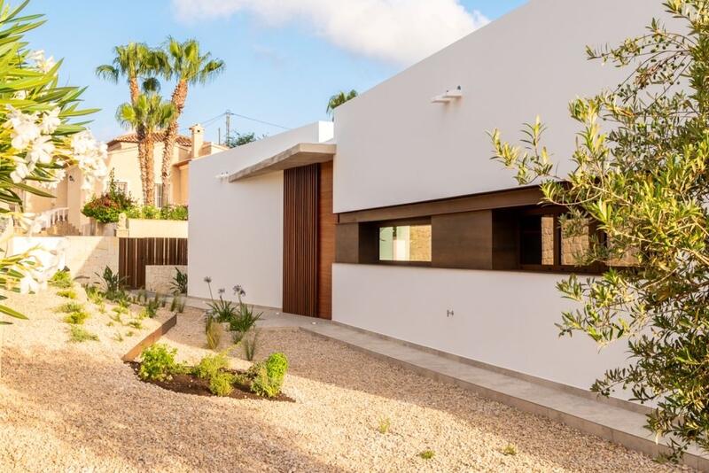 4 Cuarto Villa en venta