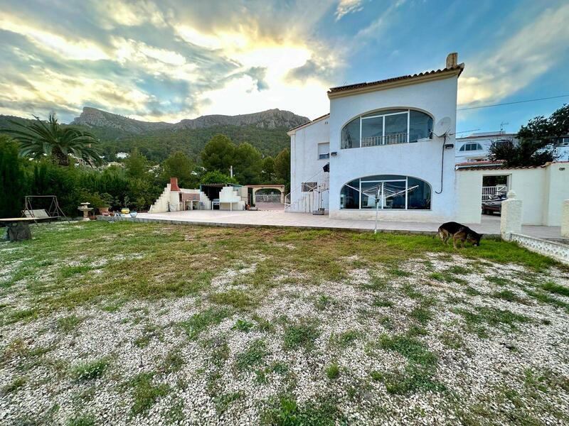 4 Cuarto Villa en venta
