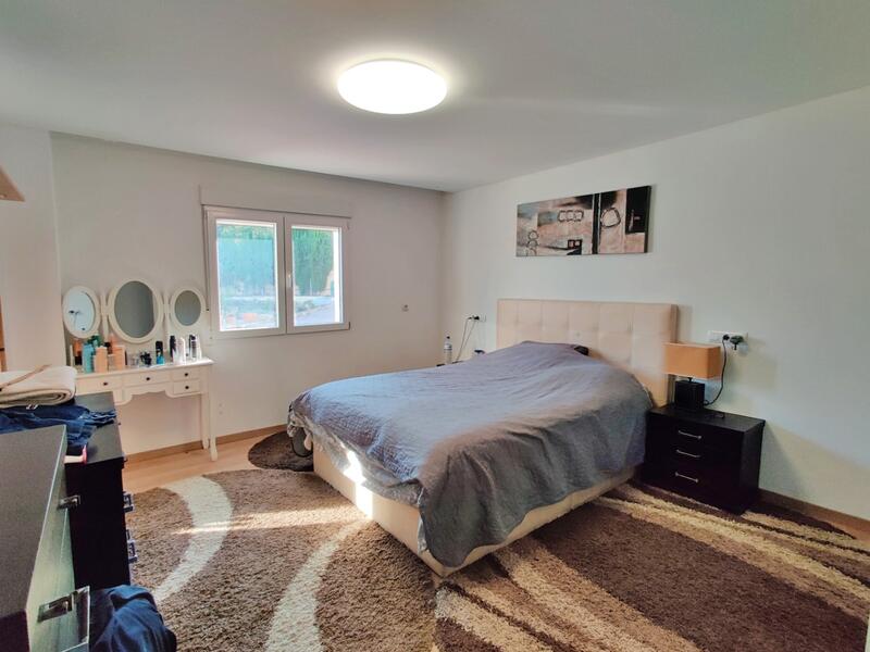 4 Cuarto Villa en venta