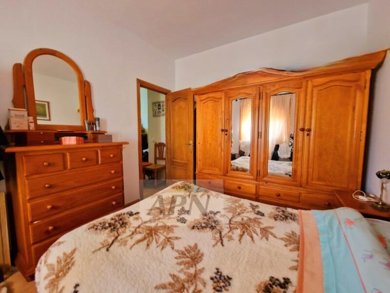 4 bedroom Townhouse for sale
