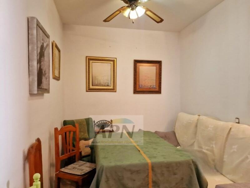 4 bedroom Townhouse for sale