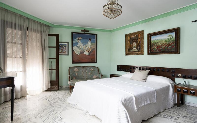 8 Schlafzimmer Stadthaus zu verkaufen