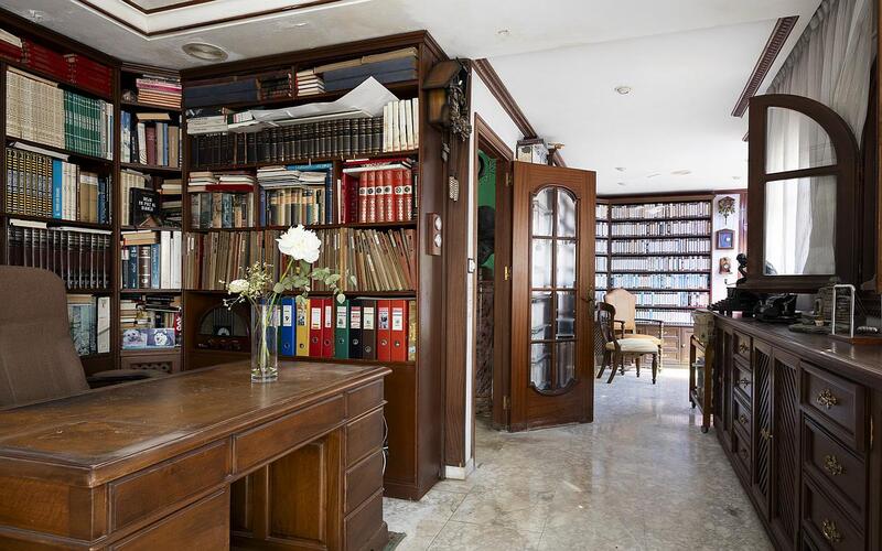 8 Schlafzimmer Stadthaus zu verkaufen