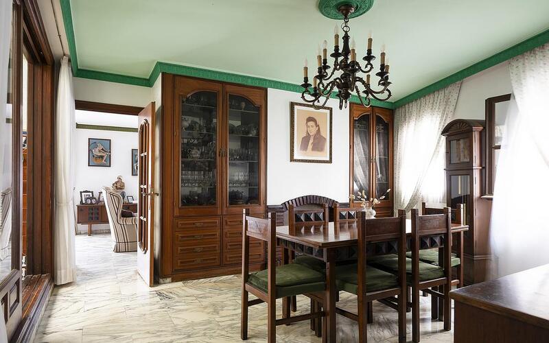 8 Schlafzimmer Stadthaus zu verkaufen