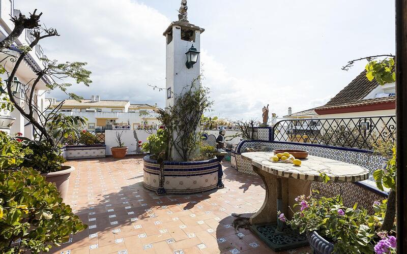 8 Schlafzimmer Stadthaus zu verkaufen