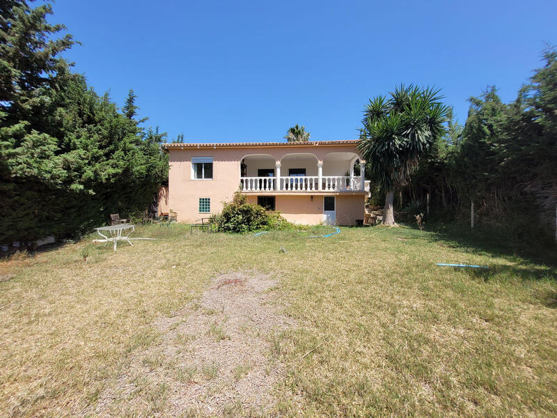 4 bedroom Villa for sale