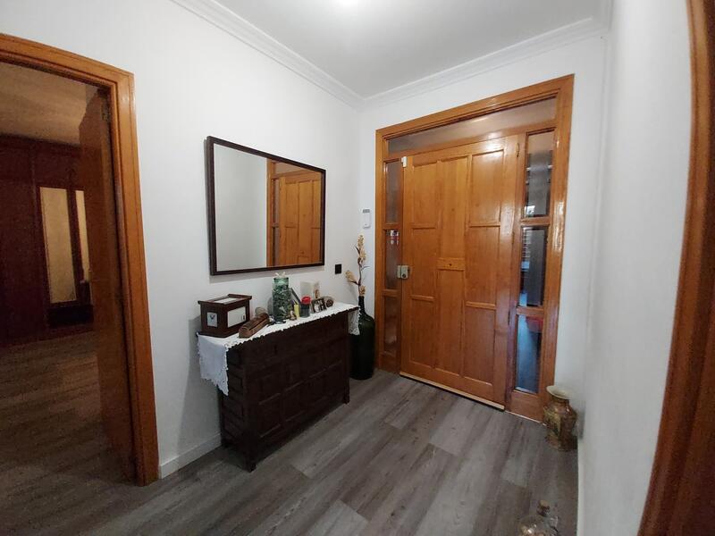 3 bedroom Townhouse for sale