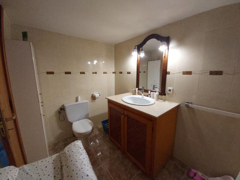 3 bedroom Townhouse for sale