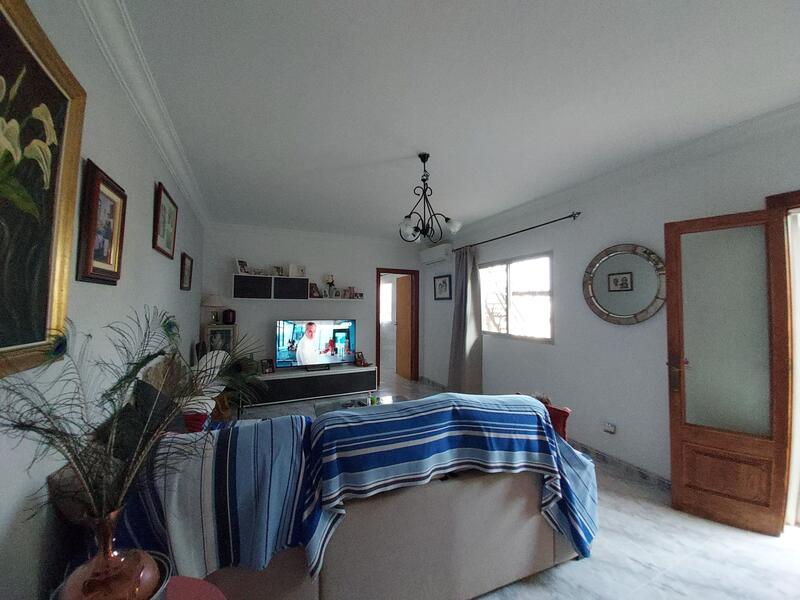 3 bedroom Townhouse for sale