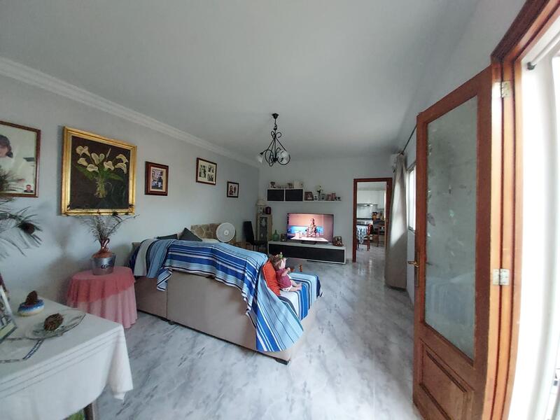 3 bedroom Townhouse for sale