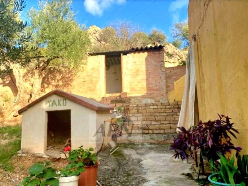4 bedroom Country House for sale