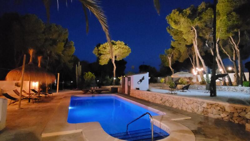 4 Cuarto Villa en venta