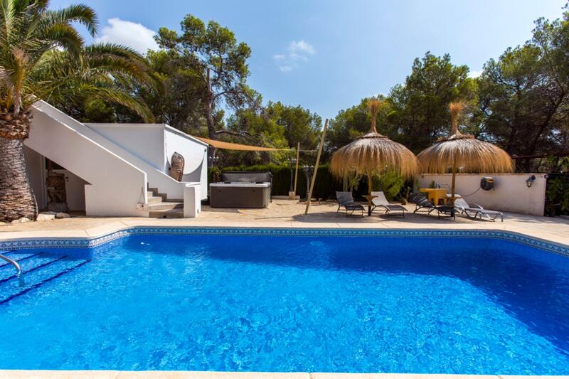 4 Cuarto Villa en venta