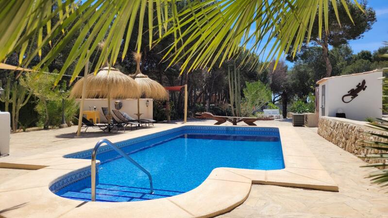 4 Cuarto Villa en venta