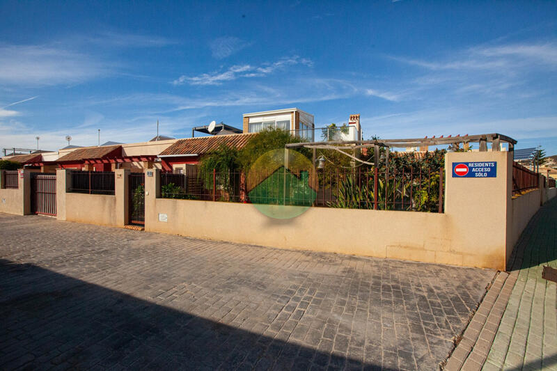 3 bedroom Villa for sale