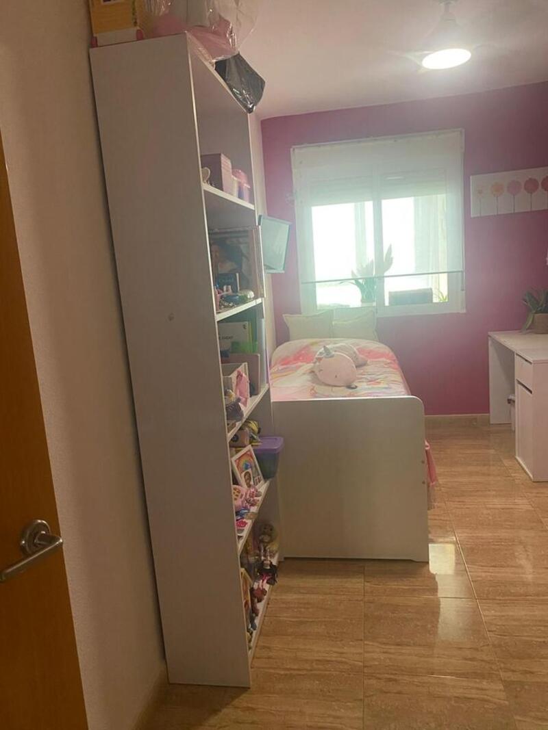 3 bedroom Apartment for sale
