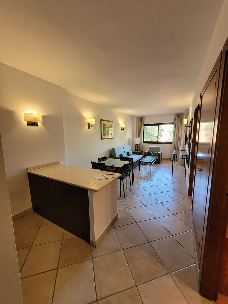 1 bedroom Apartment for sale