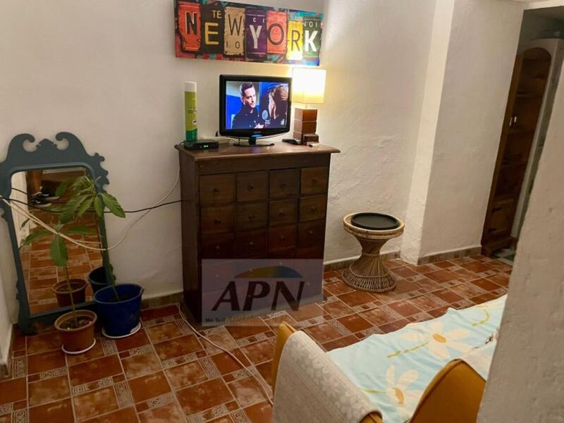 2 bedroom Townhouse for sale