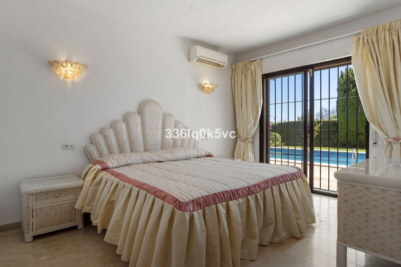 4 bedroom Villa for sale