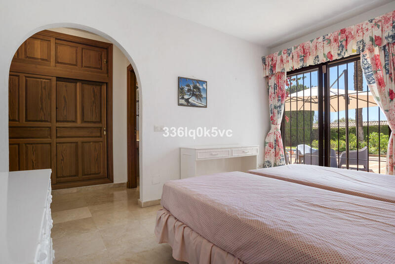 4 bedroom Villa for sale