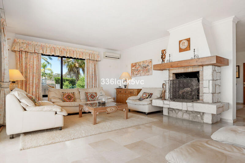 4 bedroom Villa for sale