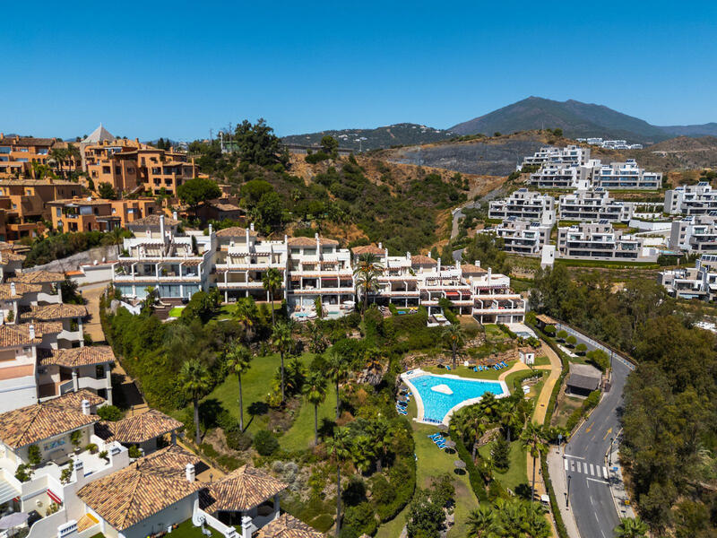 3 bedroom Apartment for sale