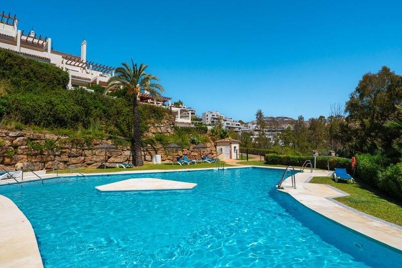 3 bedroom Apartment for sale