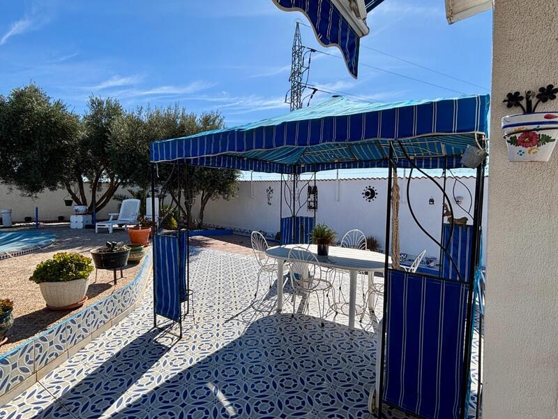 4 Cuarto Villa en venta