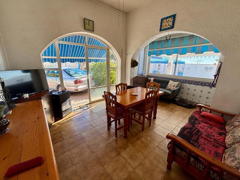 4 Cuarto Villa en venta