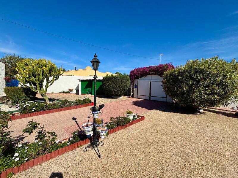 4 Cuarto Villa en venta
