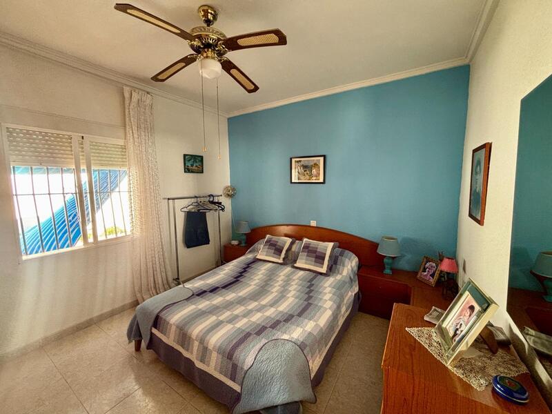 4 Cuarto Villa en venta