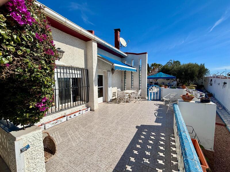 4 Cuarto Villa en venta