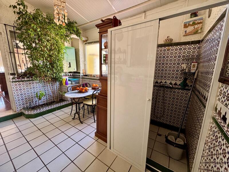 4 Cuarto Villa en venta