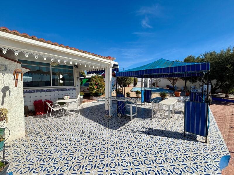 4 Cuarto Villa en venta
