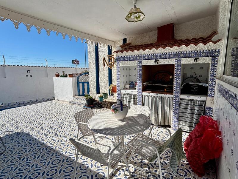 4 Cuarto Villa en venta