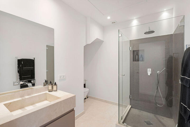 4 bedroom Apartment for sale