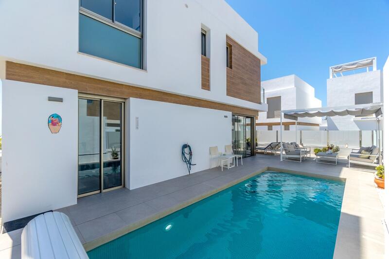 Villa for sale in Orihuela Costa, Alicante