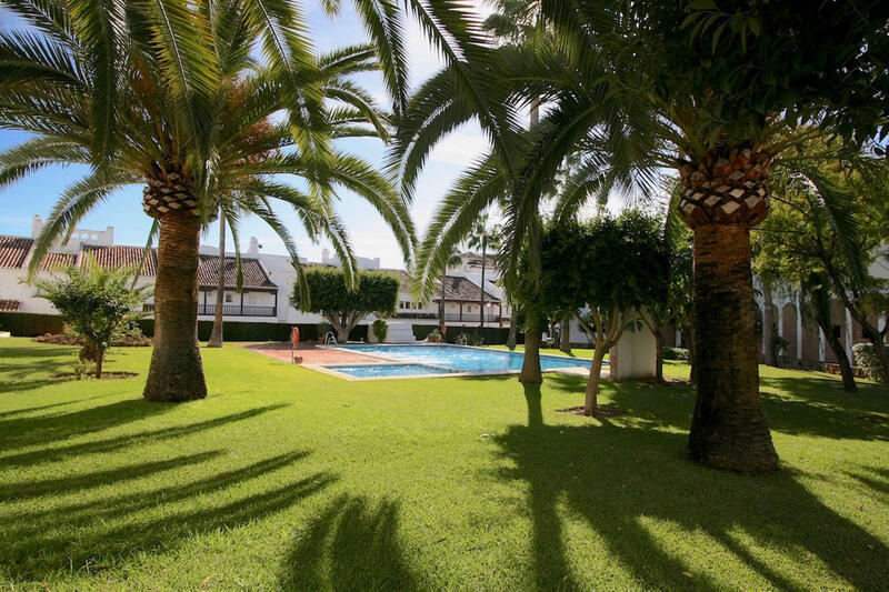 Apartment for sale in Fuengirola, Málaga