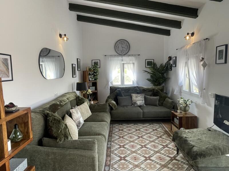 3 bedroom Country House for sale