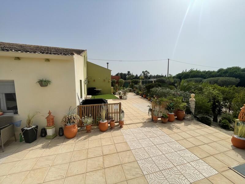 3 bedroom Country House for sale