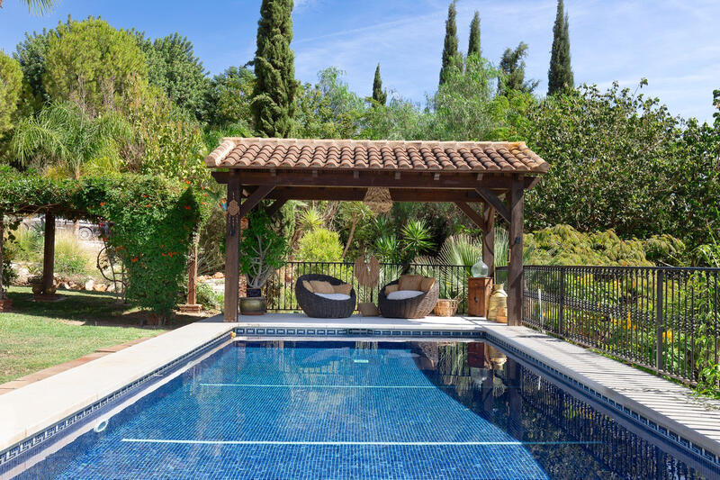 4 bedroom Country House for sale