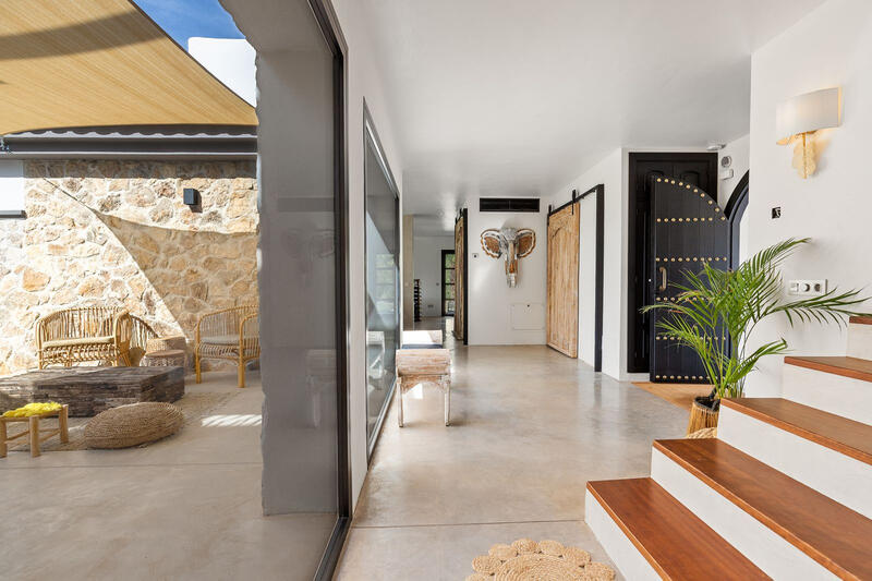 4 bedroom Country House for sale