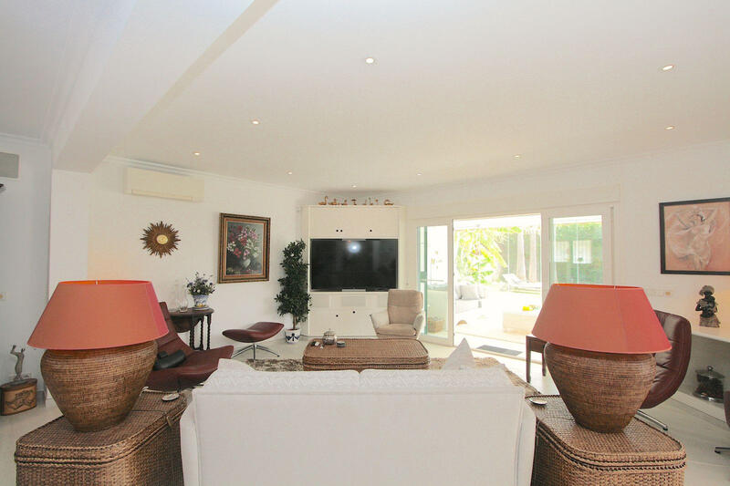 4 bedroom Villa for sale
