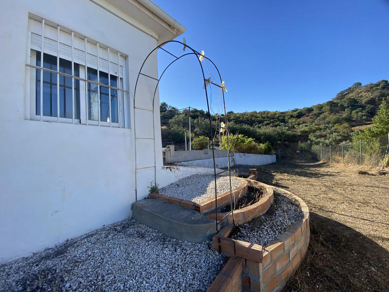 2 bedroom Country House for sale