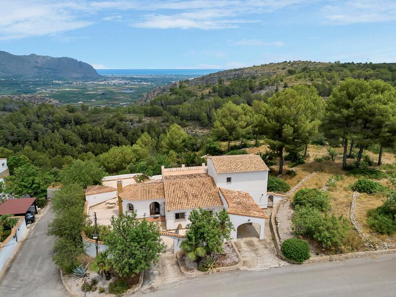 5 bedroom Villa for sale
