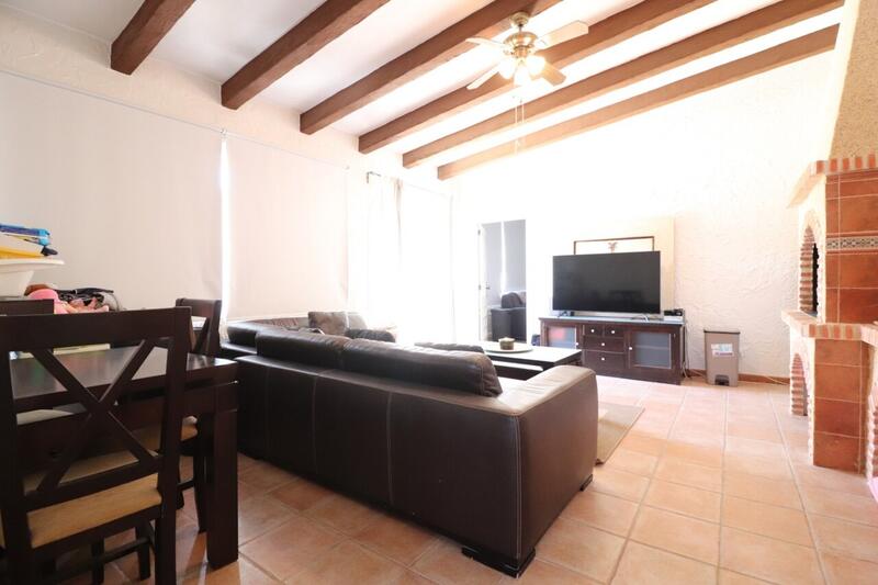 6 bedroom Country House for sale