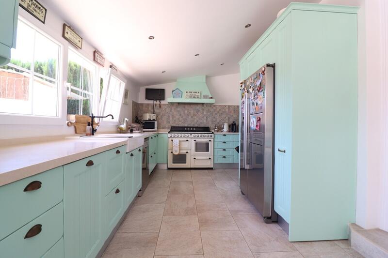 6 bedroom Country House for sale