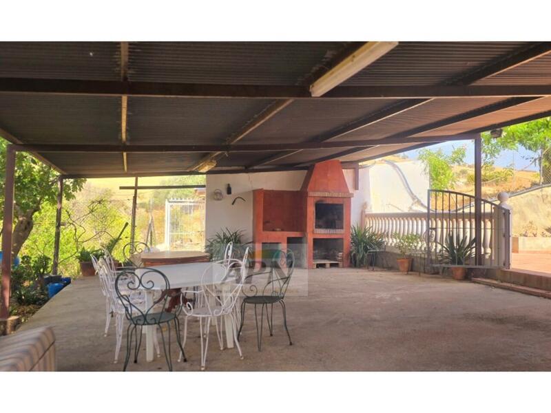 4 bedroom Country House for sale