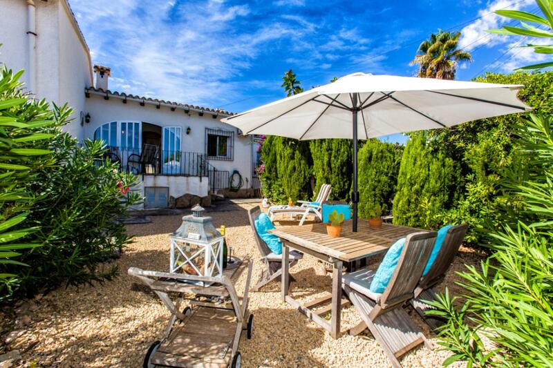 Villa en venta en Moraira, Alicante